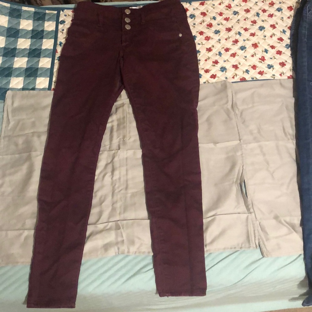 Red skinny jeans